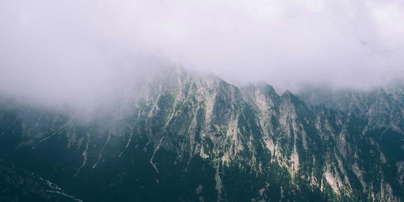 智能健康追踪与医疗科技：现代旅行者的全方位健康管理指南